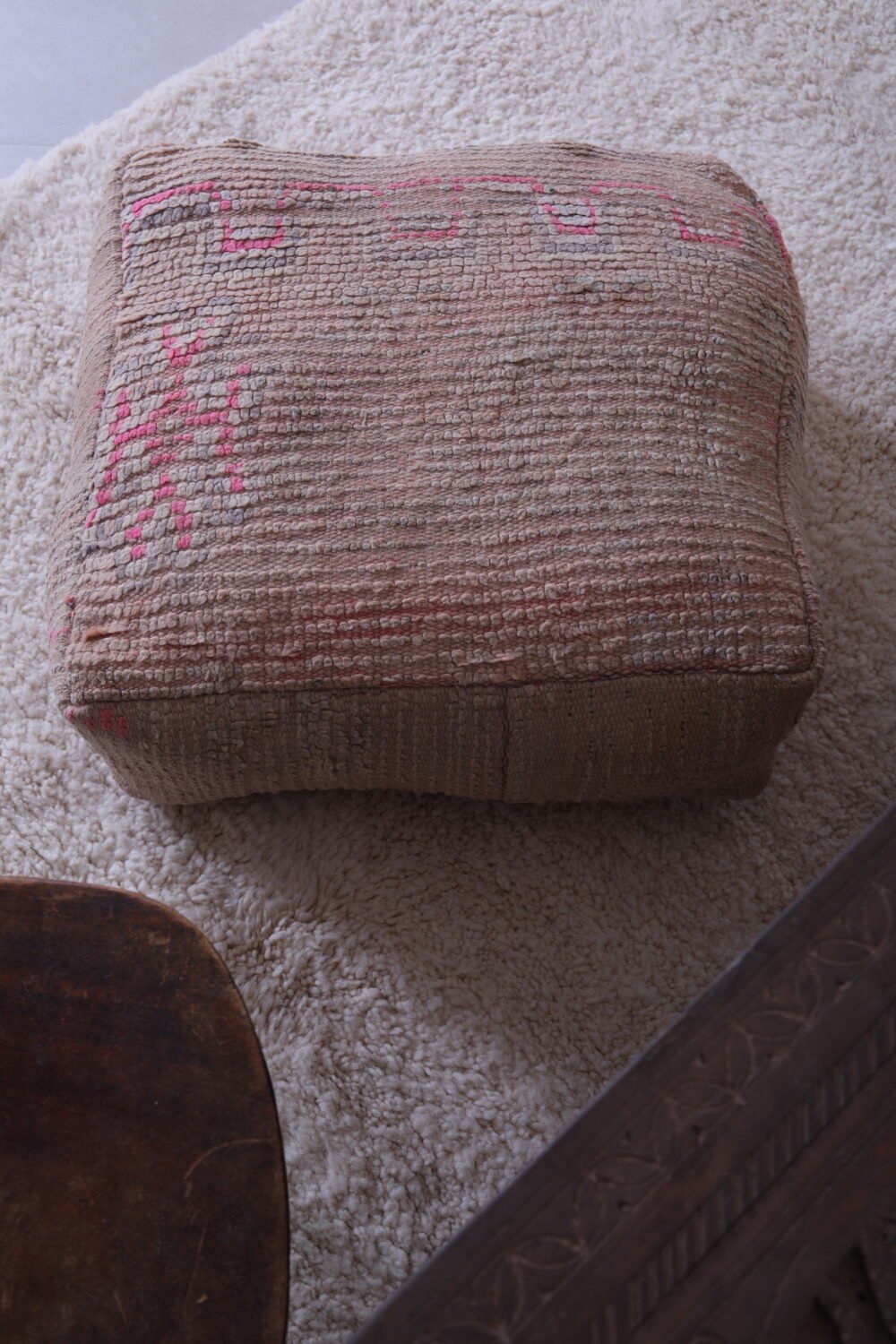 Handwoven Moroccan Kilim Pouf - Image 6