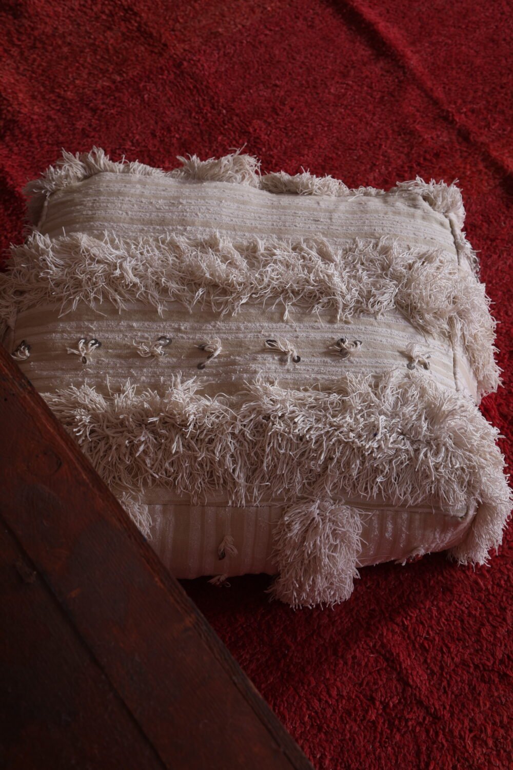 Shaggy Moroccan Wedding Pouf | White Handira Sequin Cushion - Image 6